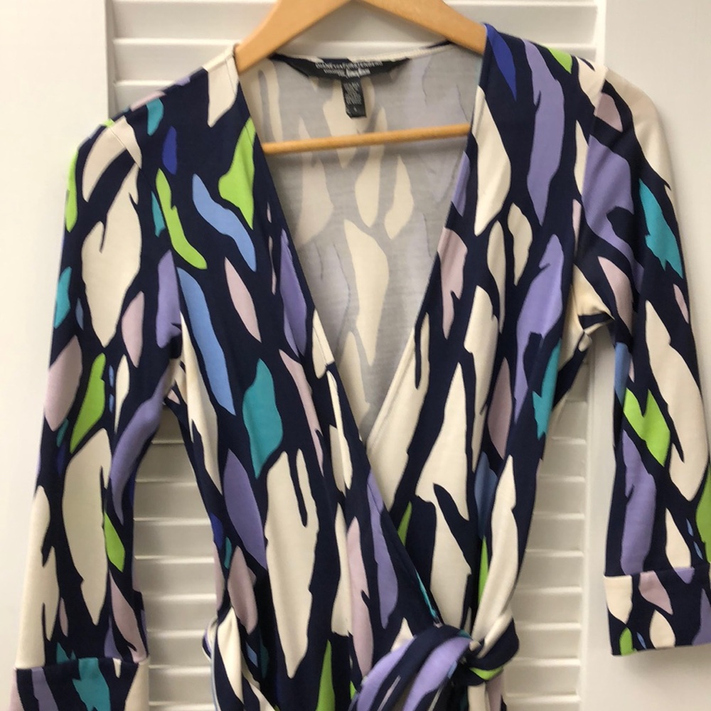 Diane Von Furstenberg Julian 3/4 sleeve dress!